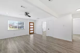 864 Rainbow Trail, Grapevine, TX 76051 - Photo 6