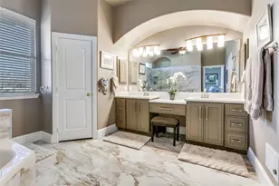 2929 Oak Point Dr, Garland, TX 75044 - Photo 16
