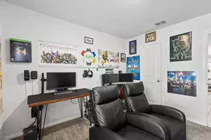 16436 Porterfield Ln, Justin, TX 76247 - Photo 20