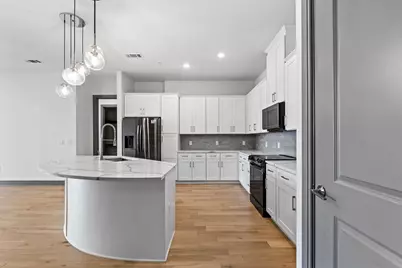 2700 Old Denton Road #2204, Carrollton, TX 75007 - Photo 10