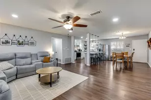 3205 S Lipsey St, Decatur, TX 76234 - Photo 6