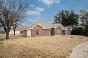 2113 Garner Ct, Rowlett, TX 75088 - Photo 2