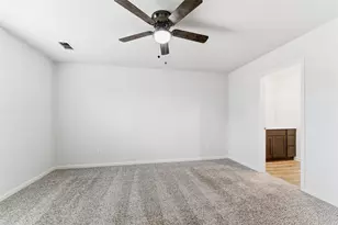 13622 Logan Pass Dr, Ponder, TX 76259 - Photo 12