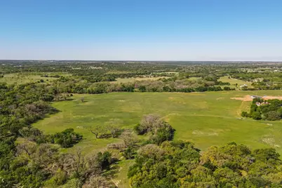 2740 Overton Court, Granbury, TX 76048 - Photo 16