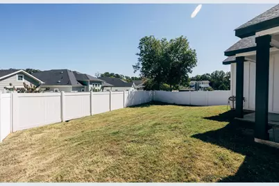 216 Wilson Street, Lake Dallas, TX 75065 - Photo 18