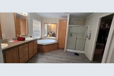 8253 Hutcheson Hill Road, Springtown, TX 76082 - Photo 8