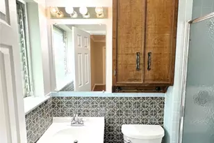 10025 Newcombe Dr, Dallas, TX 75228 - Photo 18