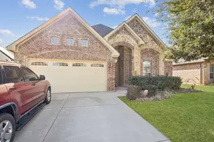 725 Gray Washington Dr, Saginaw, TX 76179 - Photo 4