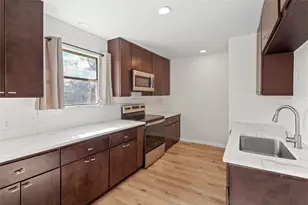 1012 E Dallas St, Mansfield, TX 76063 - Photo 10