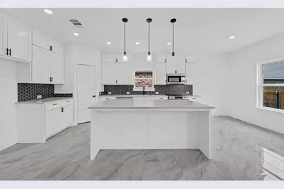 306 Day Drive, Mabank, TX 75147 - Photo 6