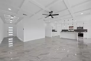 306 Day Dr, Mabank, TX 75147 - Photo 4