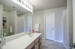 3144 Longbow Dr, Grand Prairie, TX 75052 - Photo 16