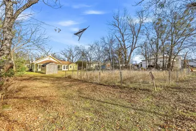 403 E Morgan, Meridian, TX 76665 - Photo 8