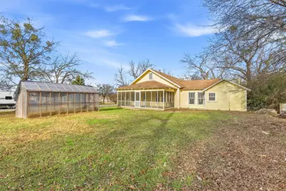 403 E Morgan, Meridian, TX 76665 - Photo 4