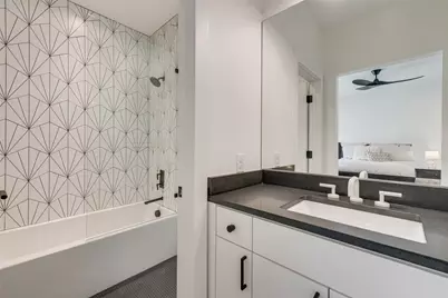 6443 Kenwood Avenue, Dallas, TX 75214 - Photo 34