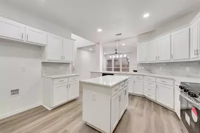 10832 Hawks Landing Road, Fort Worth, TX 76052 - Photo 14