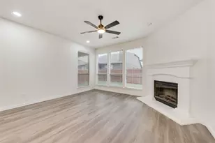 10832 Hawks Landing Rd, Fort Worth, TX 76052 - Photo 10