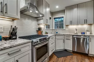 2318 Barberry Dr, Dallas, TX 75211 - Photo 8