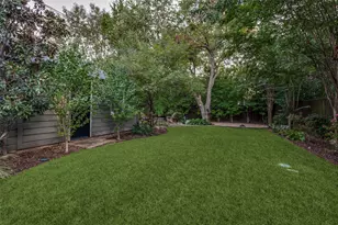 2318 Barberry Dr, Dallas, TX 75211 - Photo 24