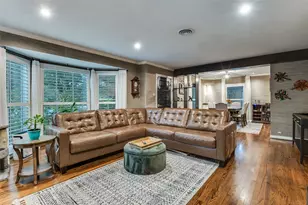 2318 Barberry Dr, Dallas, TX 75211 - Photo 4