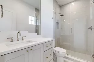 4140 Shady Hill Dr, Dallas, TX 75229 - Photo 36