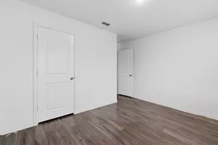 104 Holiday Dr, Gun Barrel City, TX 75156 - Photo 10