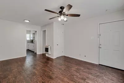 206 E Rogers Street, Arlington, TX 76011 - Photo 4