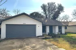 1612 Fairfield Dr, Plano, TX 75074 - Photo 2