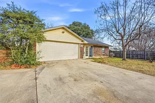 1611 Paisley St, Denton, TX 76209 - Photo 2
