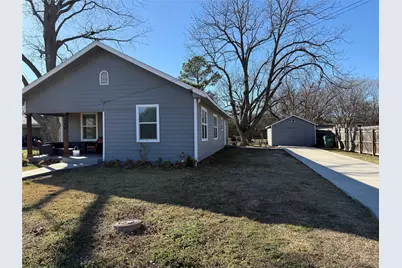 809 S Wine Street, Gainesville, TX 76240 - Photo 2