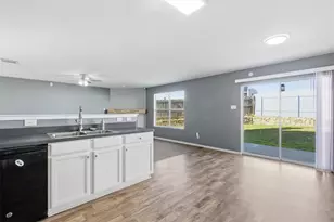 720 Deauville Dr, Fort Worth, TX 76108 - Photo 18