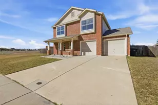 720 Deauville Dr, Fort Worth, TX 76108 - Photo 2