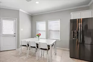 424 Eureka Ct, Burleson, TX 76028 - Photo 16