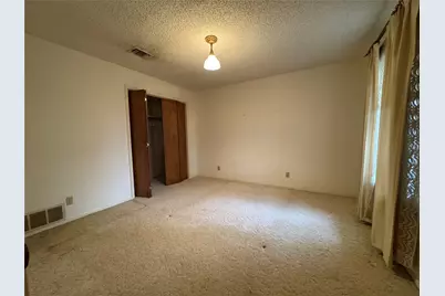 209 N Harrison Street, Roxton, TX 75477 - Photo 6