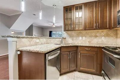 2201 Wolf Street #5107, Dallas, TX 75201 - Photo 10