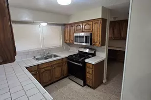 7808 Emerald Hills Way, North Richland Hills, TX 76180 - Photo 6