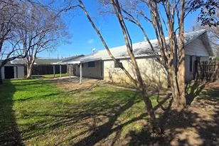 7808 Emerald Hills Way, North Richland Hills, TX 76180 - Photo 18