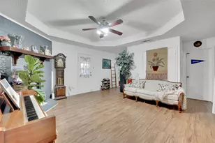 5916 Tinsley Dr, Arlington, TX 76017 - Photo 4