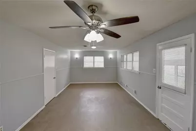 1002 N Stewart Court, Azle, TX 76020 - Photo 14