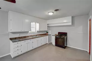 1002 N Stewart Ct, Azle, TX 76020 - Photo 20