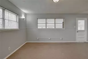 1002 N Stewart Ct, Azle, TX 76020 - Photo 16