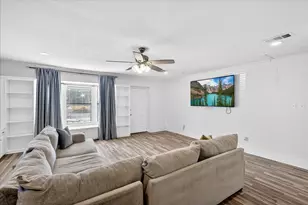 1407 Royal Dr, Kaufman, TX 75142 - Photo 4