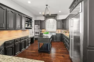 1605 Monument Cir, Plano, TX 75093 - Photo 12