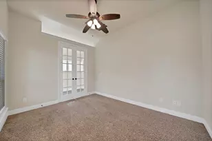 207 Arborside Dr, Waxahachie, TX 75165 - Photo 4