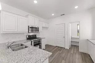 1636 Mdw Crst Dr, Aubrey, TX 76227 - Photo 6