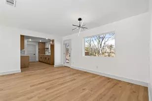 2011 E Park Row Dr, Arlington, TX 76010 - Photo 18