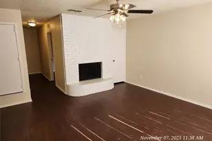 515 Gibbins Ct, Arlington, TX 76011 - Photo 8