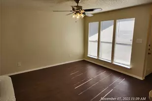 515 Gibbins Ct, Arlington, TX 76011 - Photo 12