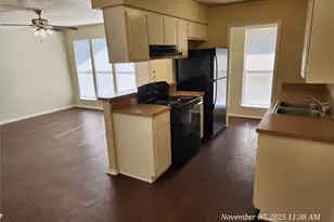 515 Gibbins Ct, Arlington, TX 76011 - Photo 10