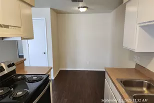 515 Gibbins Ct, Arlington, TX 76011 - Photo 4